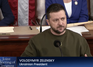 «No me devolváis a Ucrania, por Dios, que está en guerra… I am american, please, please», insiste Zelenski en el Congreso de Estados Unidos