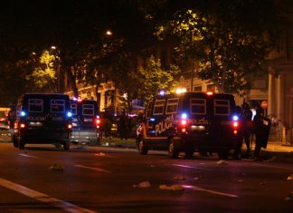 La Policía desaloja una fiesta porque los anfitriones no sabían cómo echar a la gente