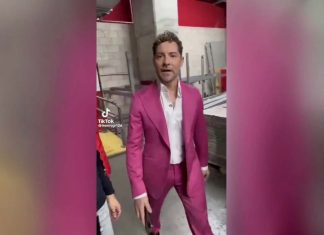 Bisbal lamenta que él siempre pregunta a los máquinas cómo están pero los máquinas nunca le preguntan cómo está él