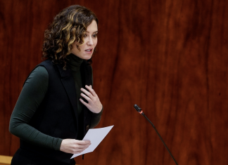 Ayuso acusa a Errejón de intentar mejorar la salud mental de la gente para que los madrileños no la voten