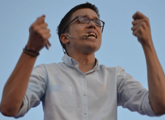 «¡Gobernaremos Madrid para todos!», exclama Íñigo Errejón de camino al médico