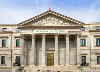 Los ciudadanos ya se conforman con un gobierno que simplemente prometa respetar los Derechos Humanos