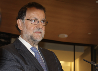 «Qué bien habla este hombre», exclama Rajoy al oír a Feijóo decir «no cuenten conmigo para estar en contra de la violencia machista»