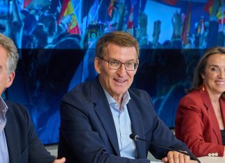 Los medios de derechas publican cinco sondeos que afirman que Feijóo conseguirá el apoyo del PSOE para su investidura