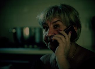 “Mataré a una persona inocente, que tú no conocerás, por cada año que pase sin que me des un nieto”, le dice una mujer a su hija de 35 años