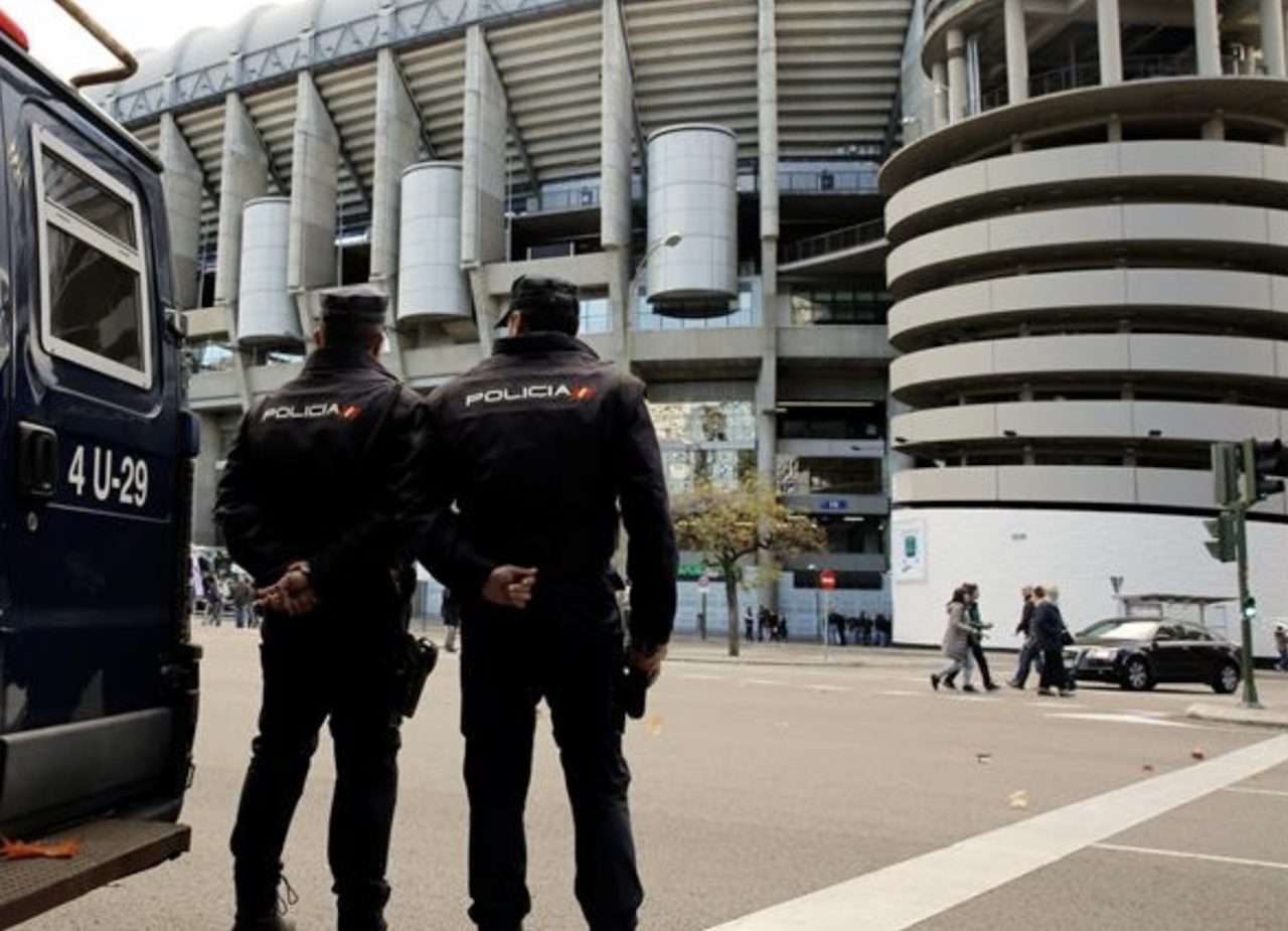 Denuncian a tres canteranos del Real Madrid por compartir el vÃ­deo del BarÃ§a-Betis