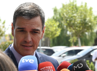 Pedro Sánchez se compromete a que haya un Gobierno progresista en España durante ocho segundos