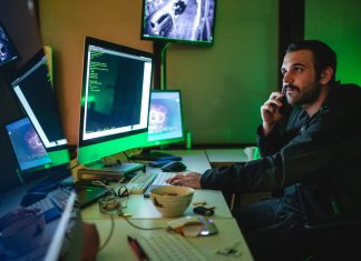 El 80% de los empleados están en contra de que su empresa les espíe, según revelan sus conversaciones privadas