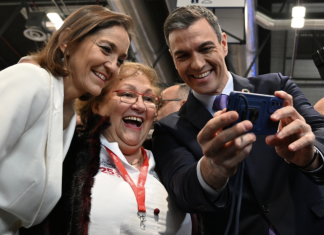 La creación del grupo de Whatsapp «Gobiernito 2024-2028 🤪» indica que Pedro Sánchez ya ha empezado a cerrar los acuerdos de investidura