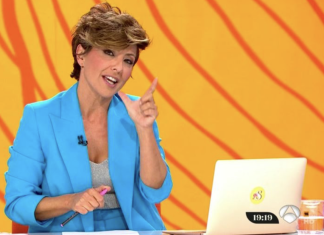 Los periodistas de Antena 3 admiten que las largas pausas publicitarias les permiten escribir novelas de 600 páginas que luego ganan el Premio Planeta