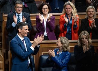 Así queda el equipo de Sánchez: Carles Puigdemont, ministro de la Independencia y el resto de carteras se reparten entre el PSOE y Sumar, valga la redundancia