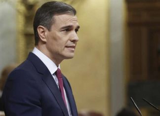 Puigdemont exige ahora al primogénito de cada familia española y Sánchez accede a incluirlo en el acuerdo