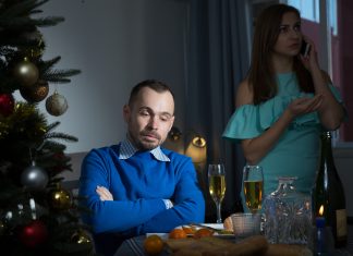 Trabajo denuncia que muchas empresas no están pidiendo a sus empleados trabajar en Nochebuena, obligándoles a pasar tiempo con sus familias