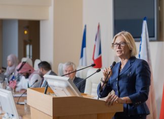 La comunidad internacional alerta de que se acercan las navidades y no hay absolutamente ningún motivo para brindar