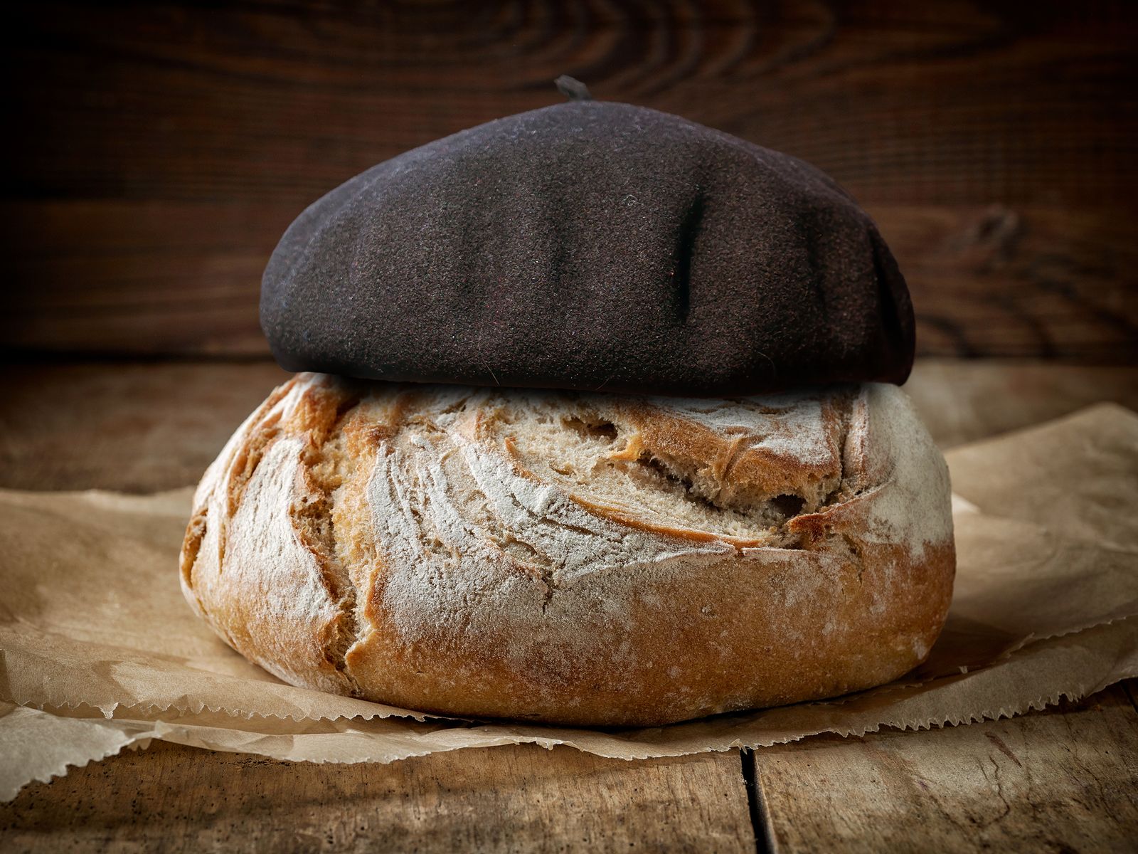 Una nueva normativa obligará a que el pan de pueblo lleve boina El