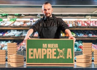 ElXokas intenta deshacerse de toda la basura que tiene congelada lanzando una empresa de comida a domicilio