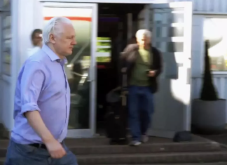 Assange lamenta que su liberación no se deba a una «profunda reflexión» de Estados Unidos sino al hecho de que Biden lo confunda con su sobrino Jeremy