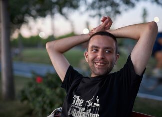 Un farsante lleva una camiseta de ‘El Padrino’ pese a que no ha disparado nunca al capitán McCluskey o a “el turco” Sollozzo