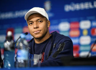 Kylian Mbappé, nuevo líder de Sumar tras sus declaraciones contra la ultraderecha