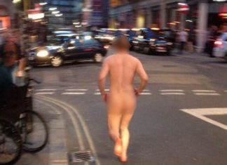El hecho de que el director de la AEMET haya salido desnudo a la calle gritando «¡Nos vamos a la mierdaaaa!» hace temer un cambio brusco de las temperaturas este fin de semana