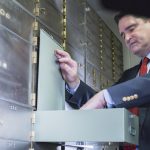 El BBVA admite que nunca ha concedido un crédito a nadie porque aún no ha encontrado a un cliente que le dé verdadera confianza