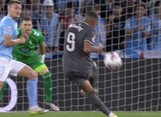 El Celta denuncia que Kylian Mbappé metió la pelota en su portería sin su consentimiento