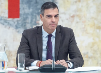 «Uno no elige con quién se hace las fotos», dice Sánchez sin aclarar si se refiere a Aldama, Errejón, Koldo, Ábalos o Begoña Gómez