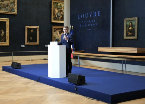 La Gioconda del nuevo Louvre sonreirá a los visitantes europeos y se mantendrá seria con los de fuera de Europa