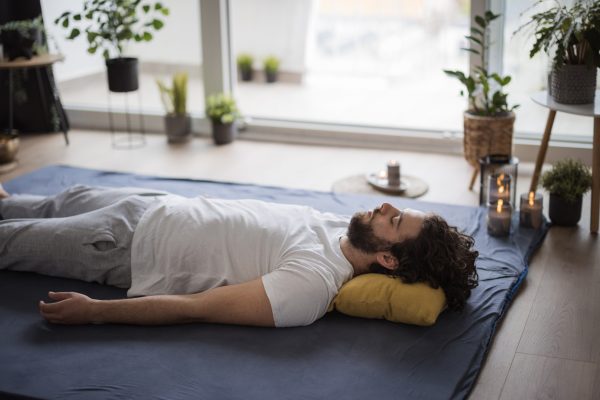 Los terapeutas reconocen que la meditación funciona en la medida en que se parece a dejar de existir