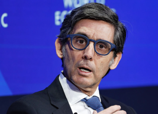 Álvarez-Pallete cobrará una indemnización de 25 millones de euros por su despido, pero tendrá que gestionarla a través del 1004