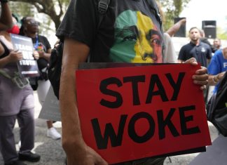 La dictadura de lo «woke»
