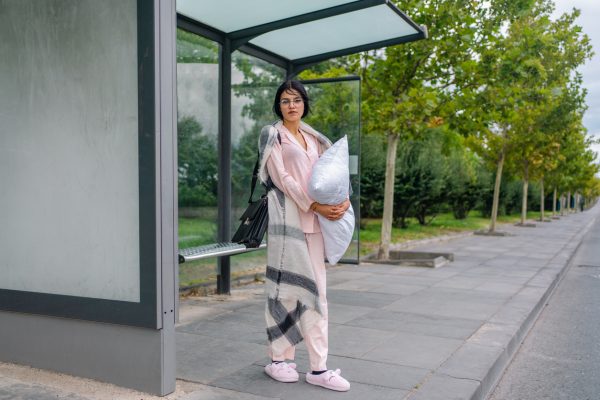 Le aconsejan que se vista para el trabajo que quiere y se pone el pijama