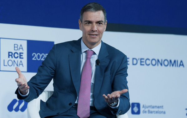 Sánchez considera que es el público de Sálvame el que tiene que decidir sobre la opa del BBVA