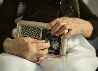 La radio que nunca se calla