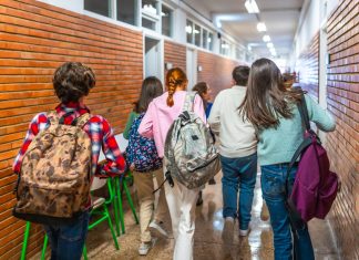 Los servidores de ChatGPT vuelven al colegio hoy en la mayoría de comunidades autónomas