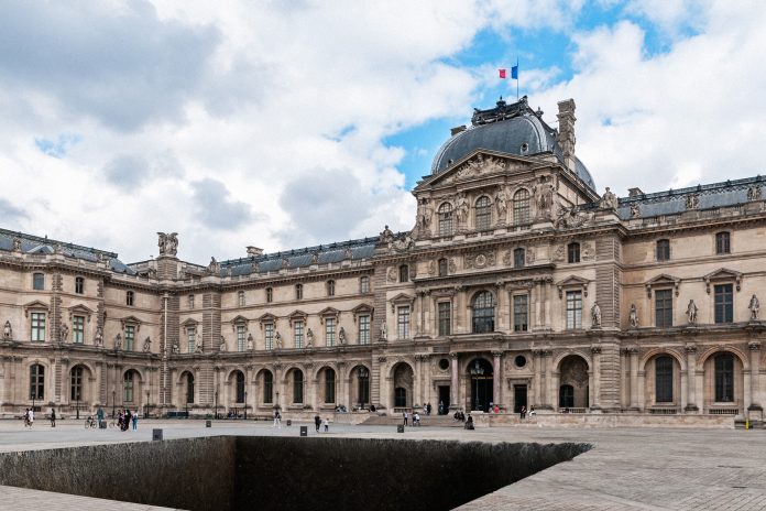 louvre