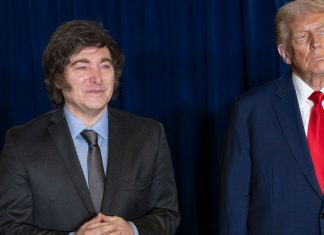 Conceden el Premio Nobel de Economía a Javier Milei por conseguir sacarle 20.000 millones a Trump
