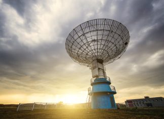 La falta de comunicación con vida extraterrestre permite deducir a los expertos que fuera de la Tierra no hay libertad de expresión