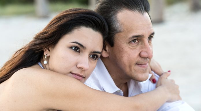 Un estudio confirma que el amor no tiene edad, pero cuando la tiene es 20 años más joven